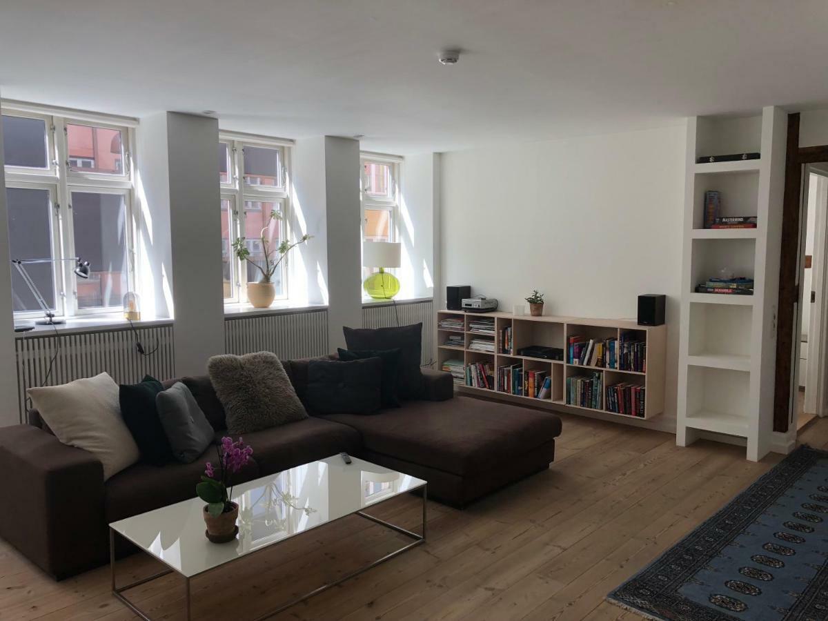 Apartament K10 *